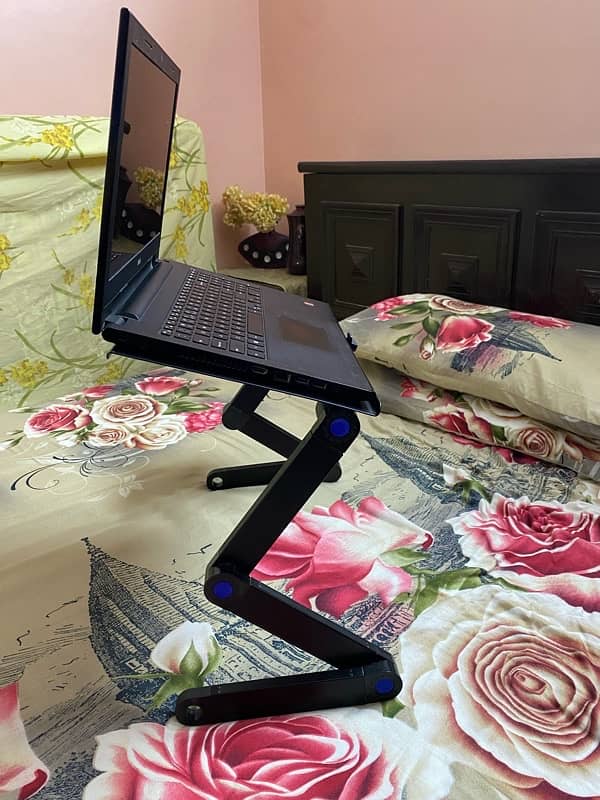 Aluminium Adjustible, Portable Laptop Stand for Bed 3