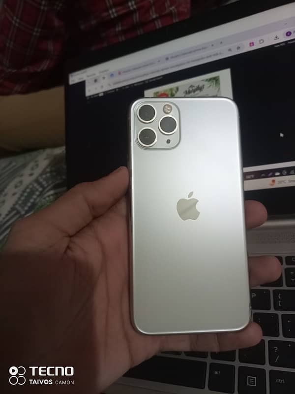 iphone 11 pro 0