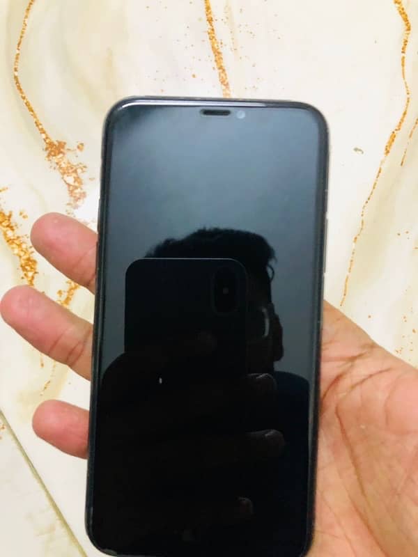 iPhone 11pro 0