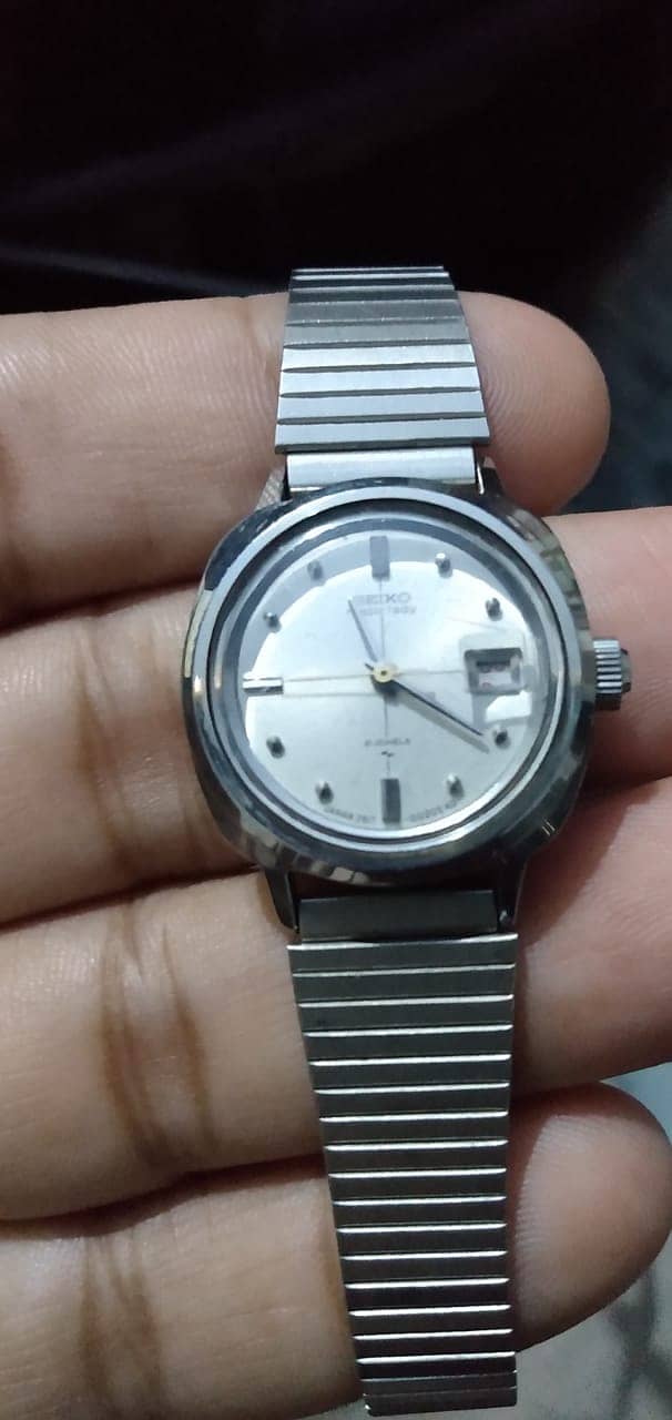 Seiko Watch old modle but 100% new 0