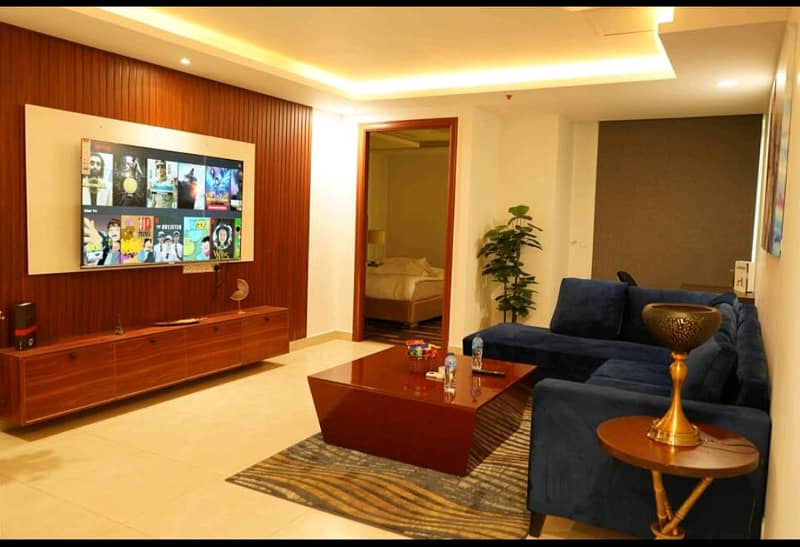 Presidential one Bedroom Apartment Gold Crest Mall 7