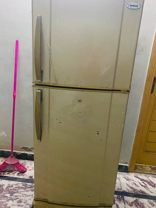 Waves 2 Door Fridge In Working 10/10 Condition 1