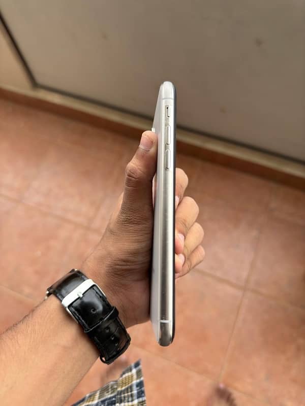 IPHONE X 64 gb 2