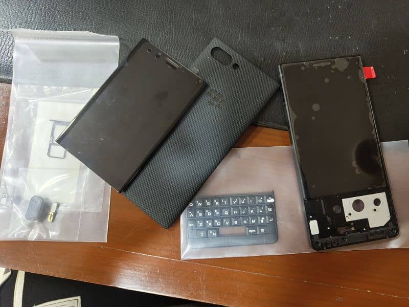 Blackberry Keyone / Key 2 Parts 1