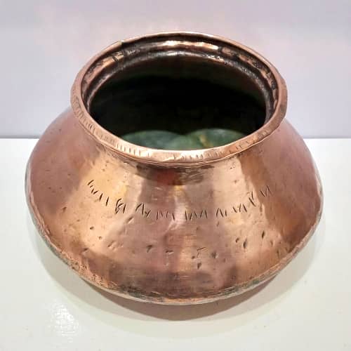 Handcrafted 18th-Century Antique Copper Daigs/Handis 6