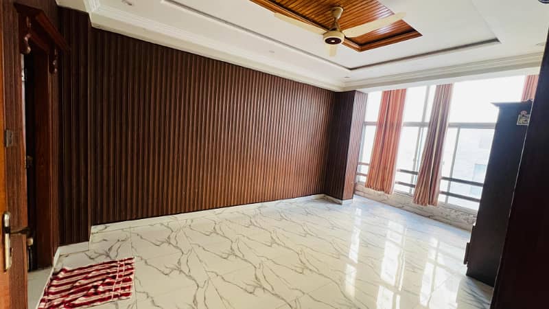 One bedroom non furnished for Rent in bahria towan Rawalpindi 3