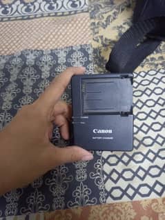 Canon battery charger original