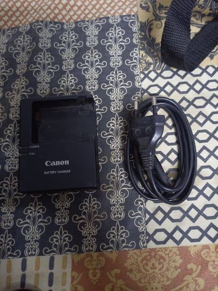 Canon battery charger original 4