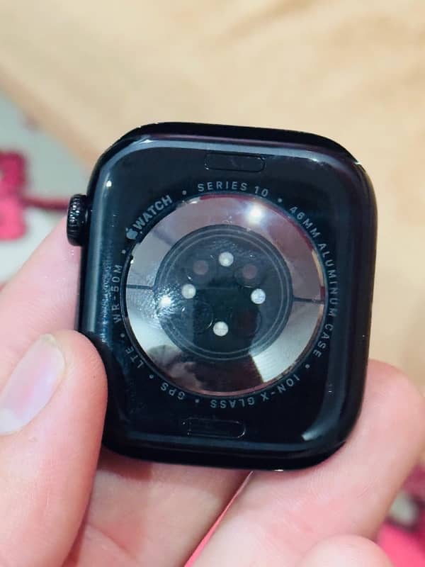 Apple Watch Series 10 GPS + Cellular 3