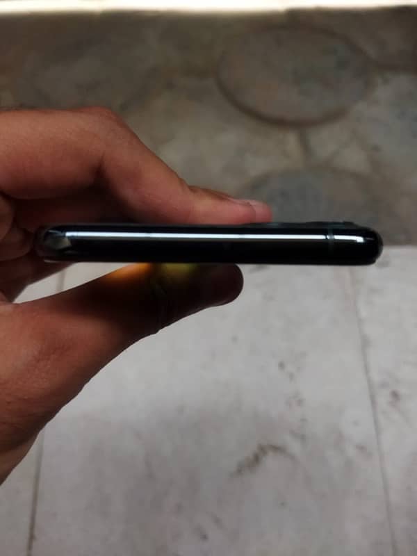 IPhone 11 Pro Max (Exchange/Sell) 6