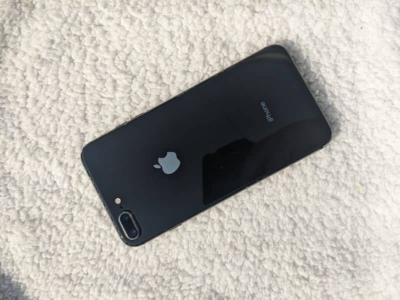 Iphone 8 plus /Bypass good condition 1