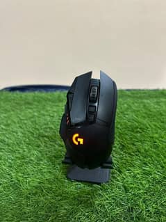 logitech G502 lightspeed wireless mouse with usb recivar gaming mouse