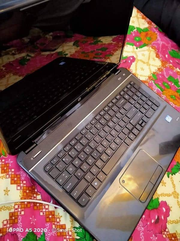 HP Pavilion g7 4