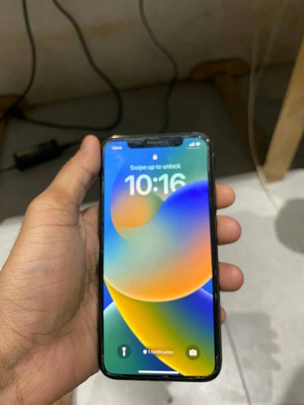 Iphone X non PTA 64GB back glass break 4