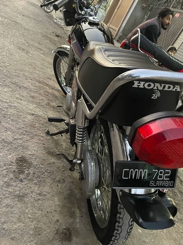 Honda 125 (2017) islamabd Registered 2