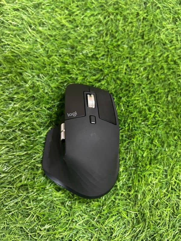 logitech mx master 3 Bluetooth wireless multi mouse 5