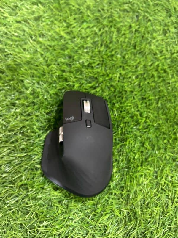 logitech mx master 3 Bluetooth wireless multi mouse 8