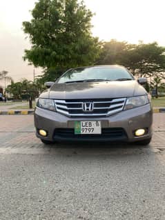 Honda City Aspire 2016 Manual 1.5 CC Genuine Condition