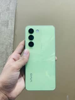 vivo y100