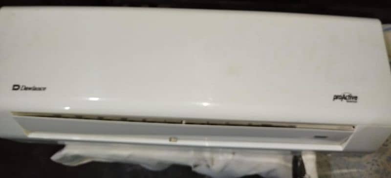 Urgent sale 1.5 inverter ac 0