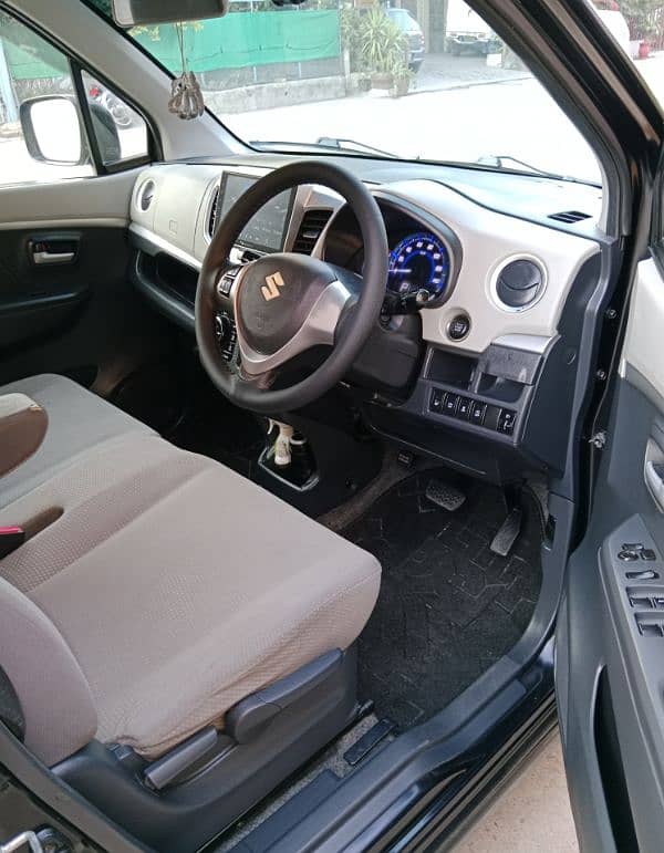 Suzuki Wagon R 2015 5