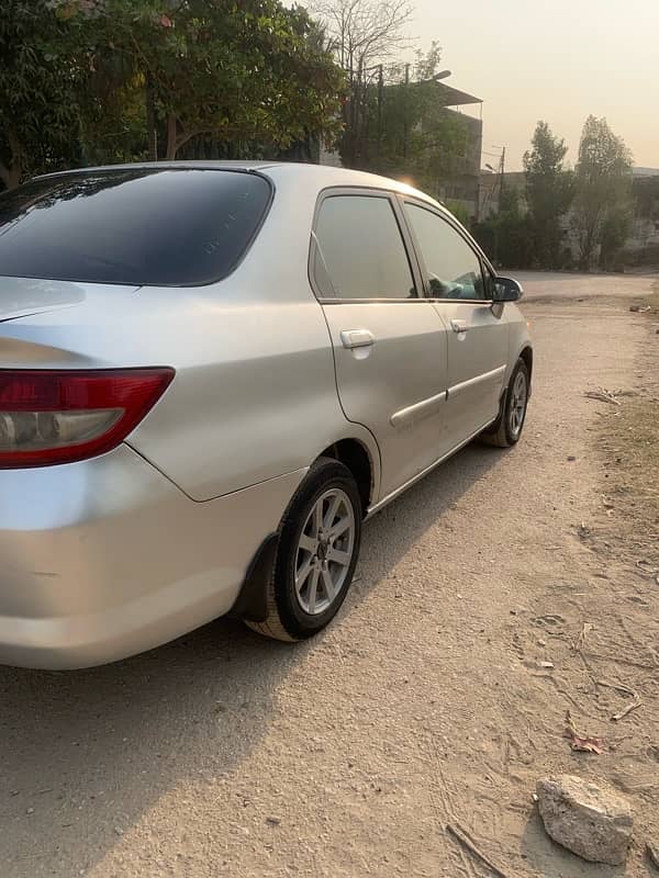 Honda City IDSI 2005 5