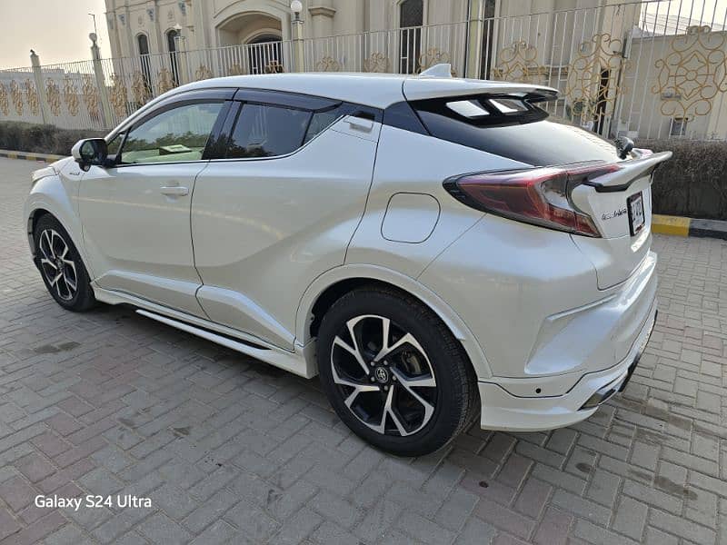 Toyota C-HR 2017 2