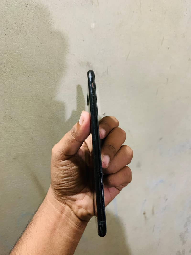 I PHONE 7 PLUS PTA APPROVED 4