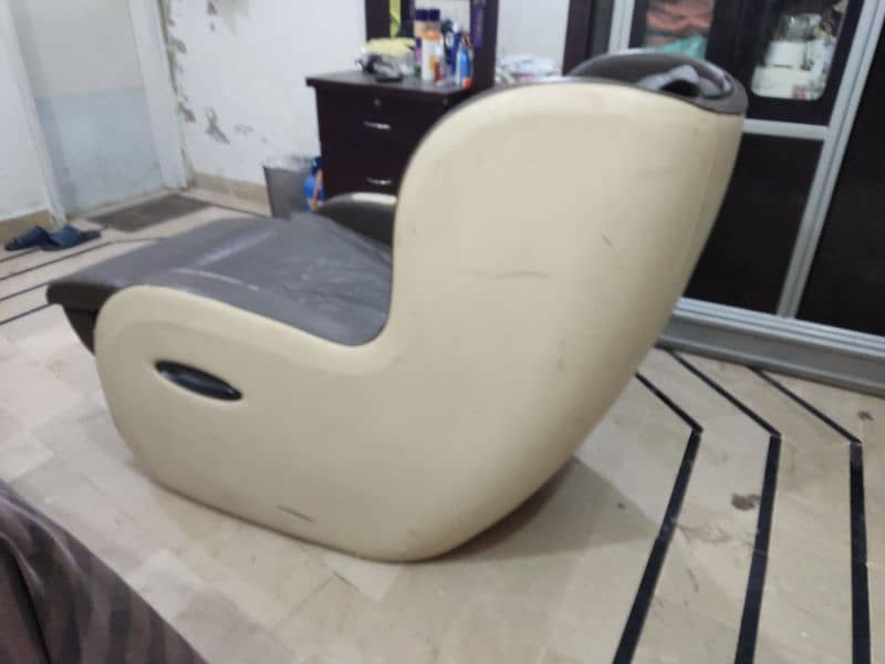 massager sofa chair good condition 4