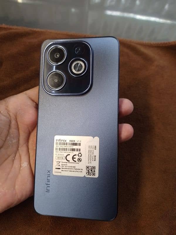 Infinix hot 40 i 1