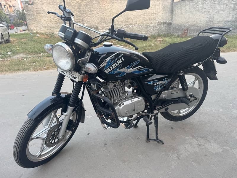 Suzuki bike for sale 1