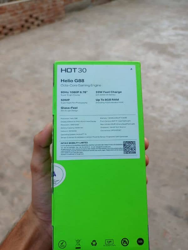 Infinix HOT 30 8