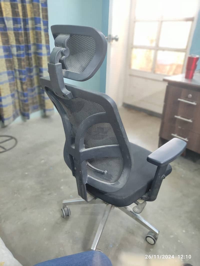 Selling My Ergonomic Mesh Office Chair 1