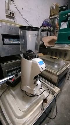 Coffee Beans grinder Automatic drive imported Italy