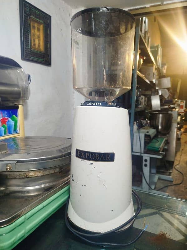 Coffee Beans grinder Automatic drive imported Italy 9