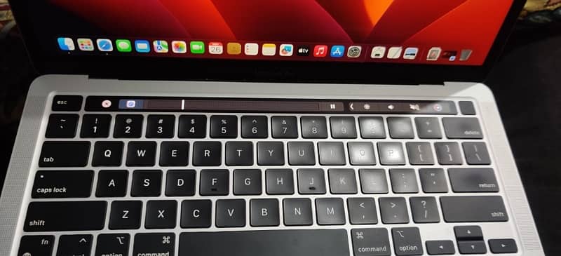 MACBOOK PRO M1 2020 4