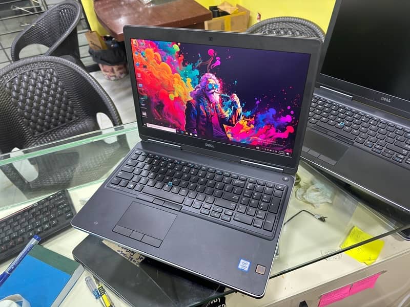 Dell precision 7520 core i7 7th generation with 4k display 1