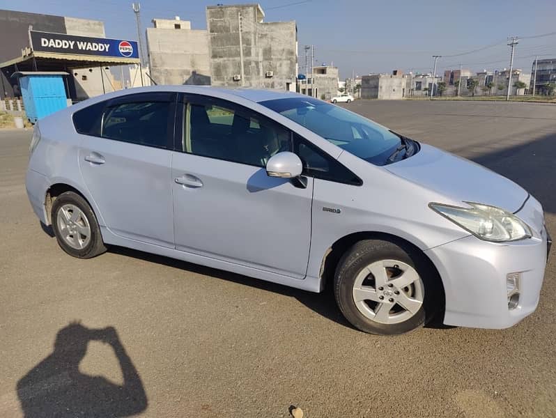 Toyota Prius 2012 5