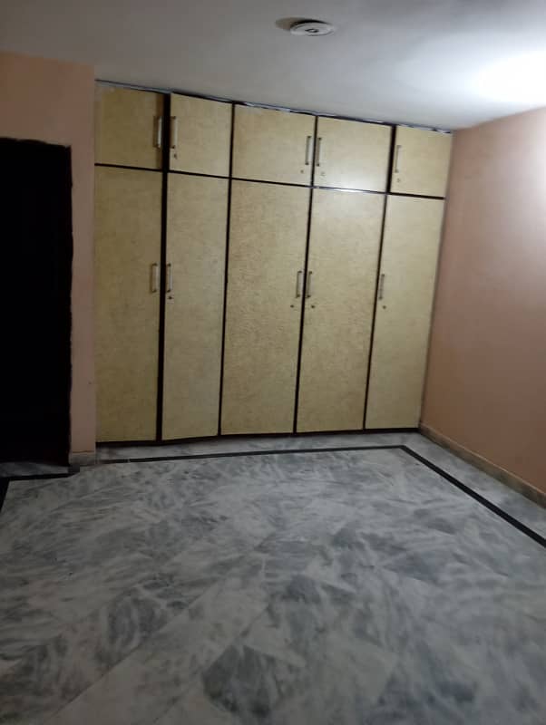 Upper portion for rent 2bad attach bathroom kitchen marble flooring woodwork man apruch 0