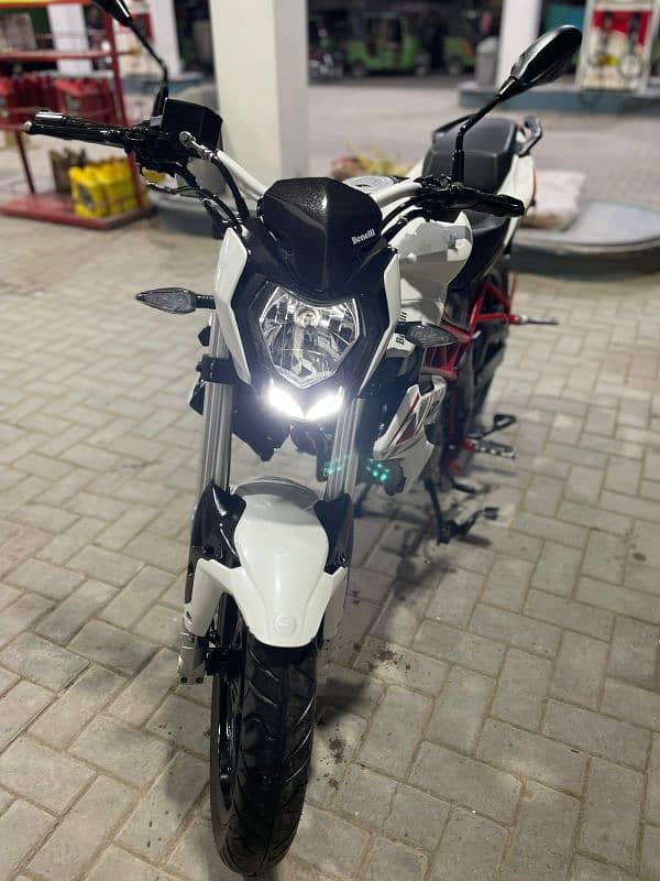 Benelli TNT 150i 2023 model Punjab no lush condition 5