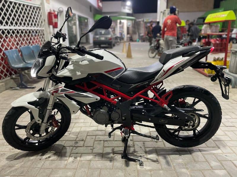 Benelli TNT 150i 2023 model Punjab no lush condition 8