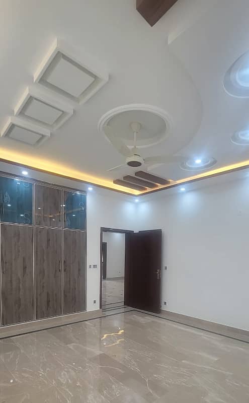 1 Kanal Upper Portion For Rent UET Society Colege Road Lahore 0