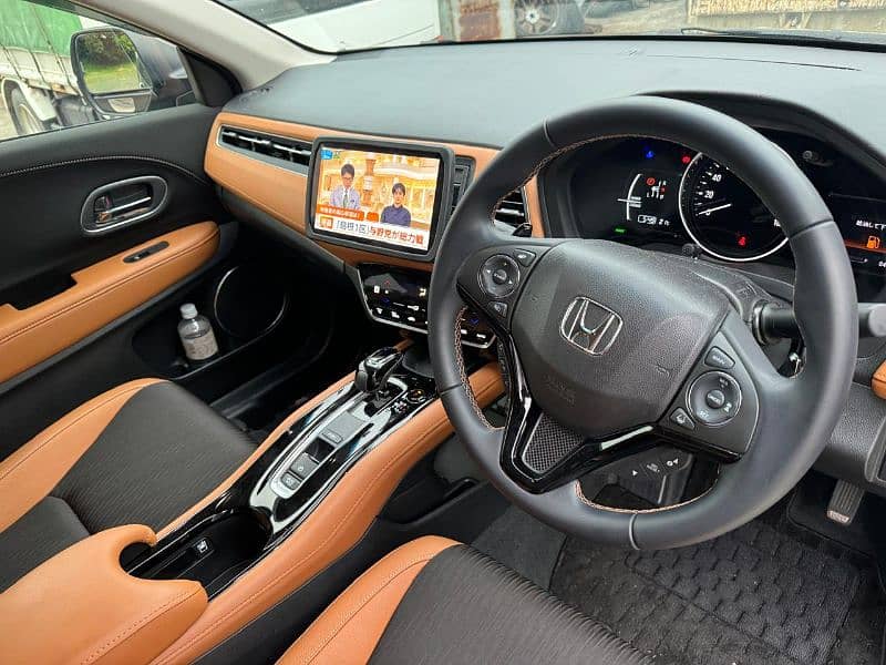 Honda Vezel Hybrid Z Honda Sensing 2019 18