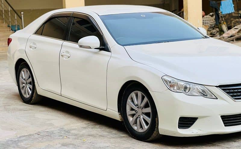 Toyota Mark X 2011 5