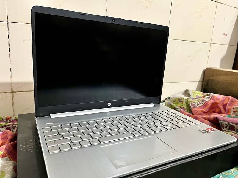 HP Laptop 15S – AMD Ryzen 5 | 16GB DDR4 RAM | 512GB SSD | Windows 11 1