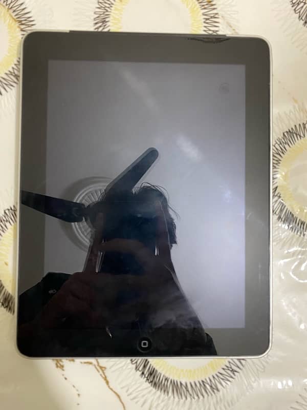 I Pad 1 Genuine Condition 1