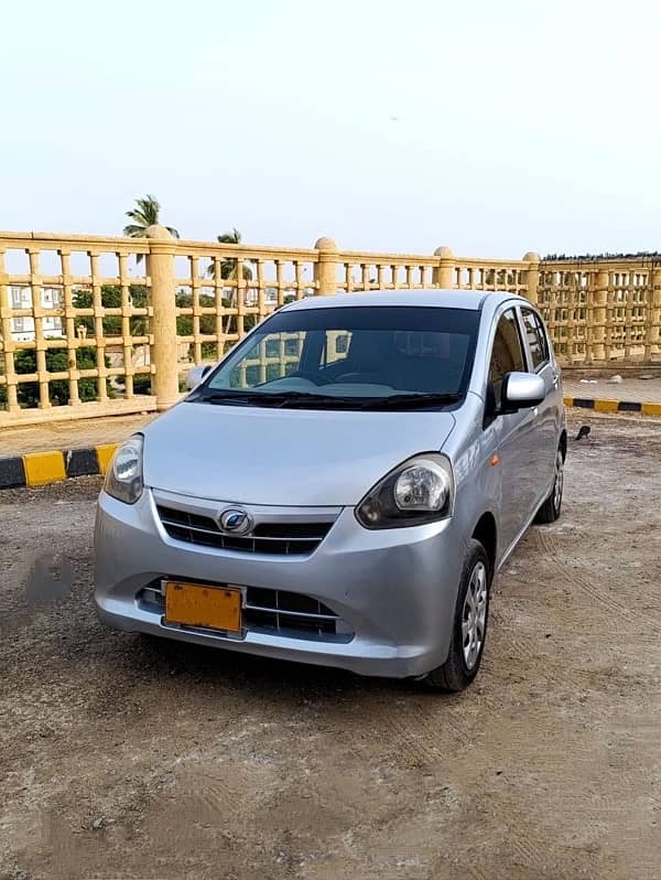 Daihatsu Mira 2012 0