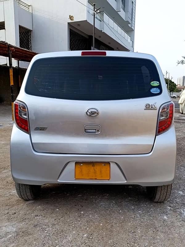 Daihatsu Mira 2012 4