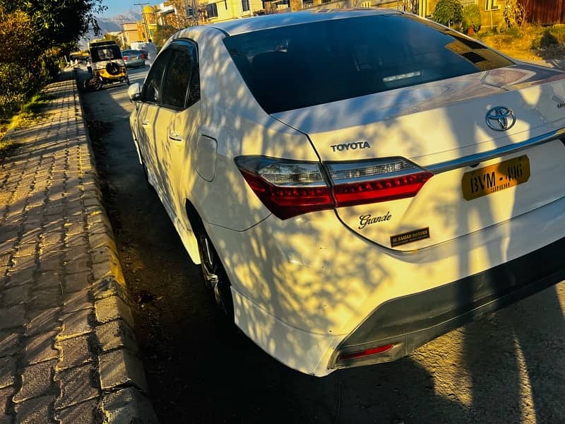 Toyota Altis Grande 2022 black interior 4