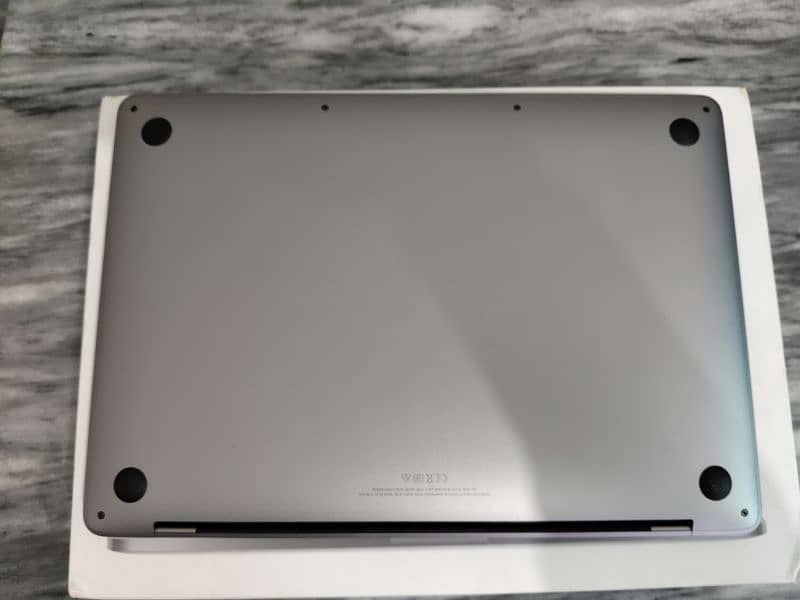 Macbook Pro M1 13 Inch with Touchbar 3